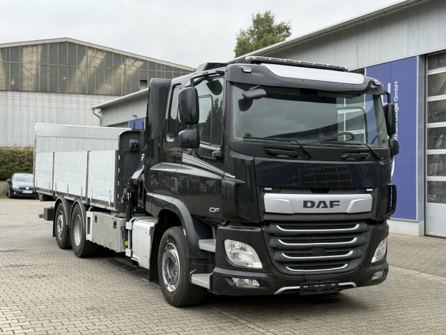 DAF CF 450 FAN 6x2 Pritsche mit Kran HIAB 188 E-6 - Вантажівка з маніпулятором: фото 1 DAF CF 450 FAN 6x2 Pritsche mit Kran HIAB 188 E-6 - Вантажівка з маніпулятором: фото 1