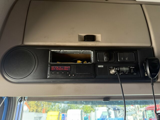 DAF XF 480 Pritsche Kran Plafinger 21000L - Бортова вантажівка/ Платформа, Вантажівка з маніпулятором: фото 3 DAF XF 480 Pritsche Kran Plafinger 21000L - Бортова вантажівка/ Платформа, Вантажівка з маніпулятором: фото 3