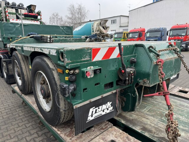 Faymonville STBZ-6VA Tieflader 4+2 Achse + Schwerlast *83 T - Низькорамна платформа напівпричіп: фото 4 Faymonville STBZ-6VA Tieflader 4+2 Achse + Schwerlast *83 T - Низькорамна платформа напівпричіп: фото 4