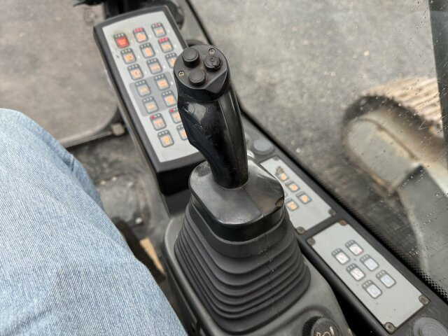 Liebherr LH40C Litronic Industry Long reach 43 Ton - Гусеничний екскаватор: фото 3 Liebherr LH40C Litronic Industry Long reach 43 Ton - Гусеничний екскаватор: фото 3