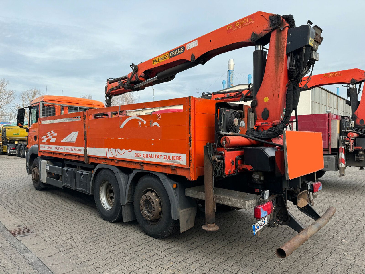 MAN TGS 26.400 6x2 Pritsche Kran Palfinger PK 18001L - Бортова вантажівка/ Платформа, Вантажівка з маніпулятором: фото 4 MAN TGS 26.400 6x2 Pritsche Kran Palfinger PK 18001L - Бортова вантажівка/ Платформа, Вантажівка з маніпулятором: фото 4