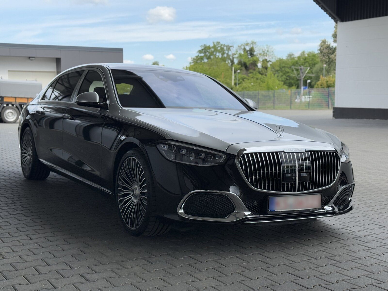 Maybach Mercedes Benz S680 Maybach V12 High-End -Paket - Легковий автомобіль: фото 1 Maybach Mercedes Benz S680 Maybach V12 High-End -Paket - Легковий автомобіль: фото 1
