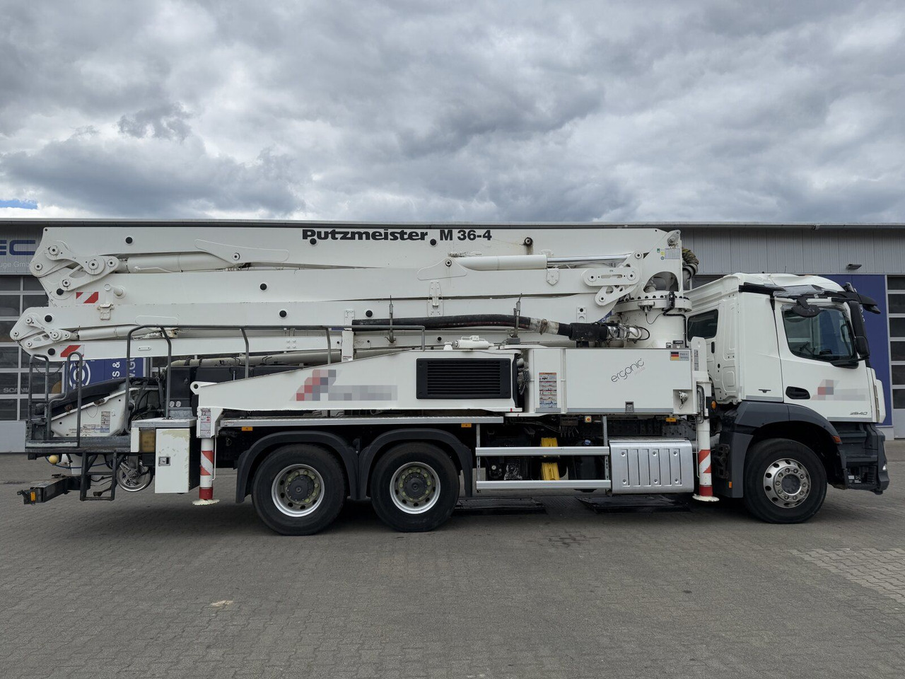 Mercedes-Benz AROCS 2840 6x4 Betonp. Putzmeister BSF36-4.16HLS - Автобетононасос: фото 3 Mercedes-Benz AROCS 2840 6x4 Betonp. Putzmeister BSF36-4.16HLS - Автобетононасос: фото 3