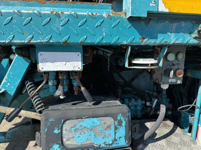 Mercedes-Benz AROCS 2844 6x4 Euro 6 Betonpumpe SERMAC 5Z33 - Автобетононасос: фото 4 Mercedes-Benz AROCS 2844 6x4 Euro 6 Betonpumpe SERMAC 5Z33 - Автобетононасос: фото 4