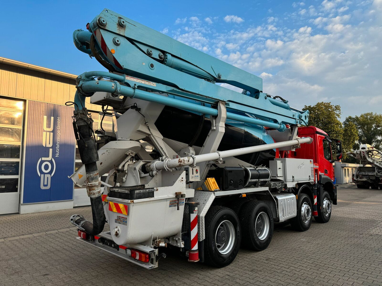 Mercedes-Benz AROCS 3243 8x4 Euro 6 Pumi Putzmeister TMM 24-3 - Автобетонозмішувач: фото 5 Mercedes-Benz AROCS 3243 8x4 Euro 6 Pumi Putzmeister TMM 24-3 - Автобетонозмішувач: фото 5