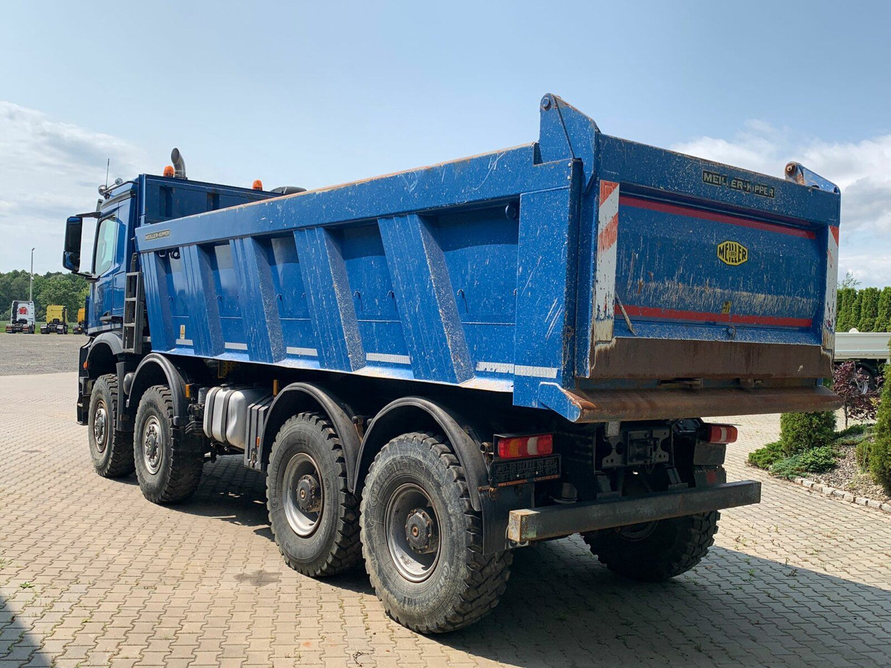 Самоскид вантажівка Mercedes-Benz AROCS 4145 8x8 EURO6 Muldenkipper TOP!: фото 8