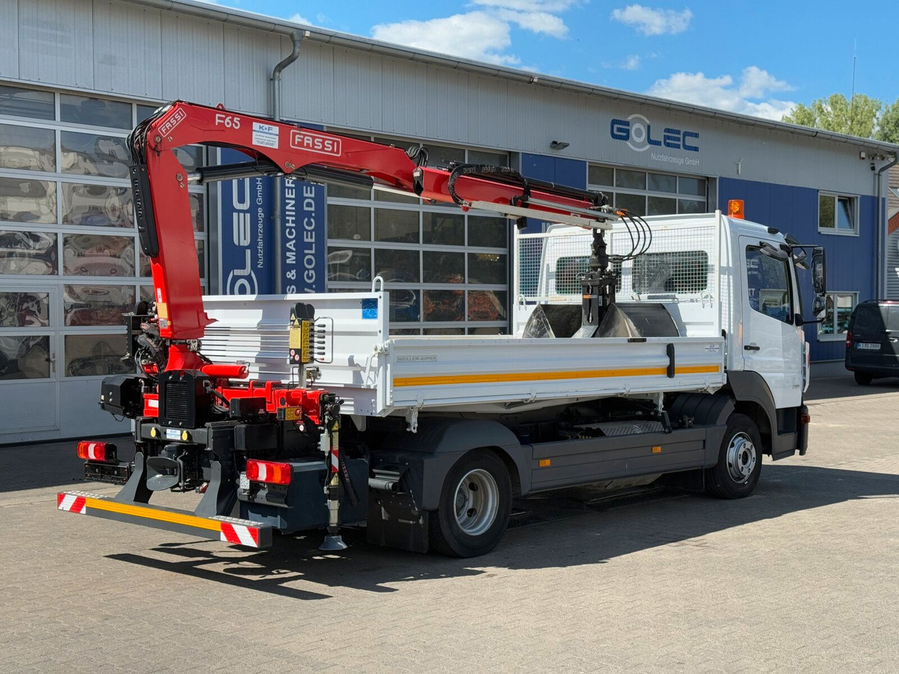 Mercedes-Benz ATEGO 818 4x2 Euro 6 Kipper Kran FASSI F65B.0.22 - Малотоннажний самоскид: фото 5 Mercedes-Benz ATEGO 818 4x2 Euro 6 Kipper Kran FASSI F65B.0.22 - Малотоннажний самоскид: фото 5
