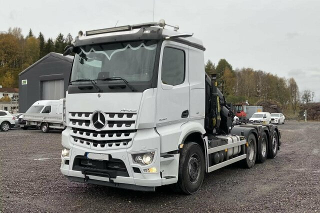 Mercedes-Benz Arocs 3253 8x4 Abrollkipper Kran Palfinger 37002 - Гаковий мультиліфт вантажівка, Вантажівка з маніпулятором: фото 1 Mercedes-Benz Arocs 3253 8x4 Abrollkipper Kran Palfinger 37002 - Гаковий мультиліфт вантажівка, Вантажівка з маніпулятором: фото 1