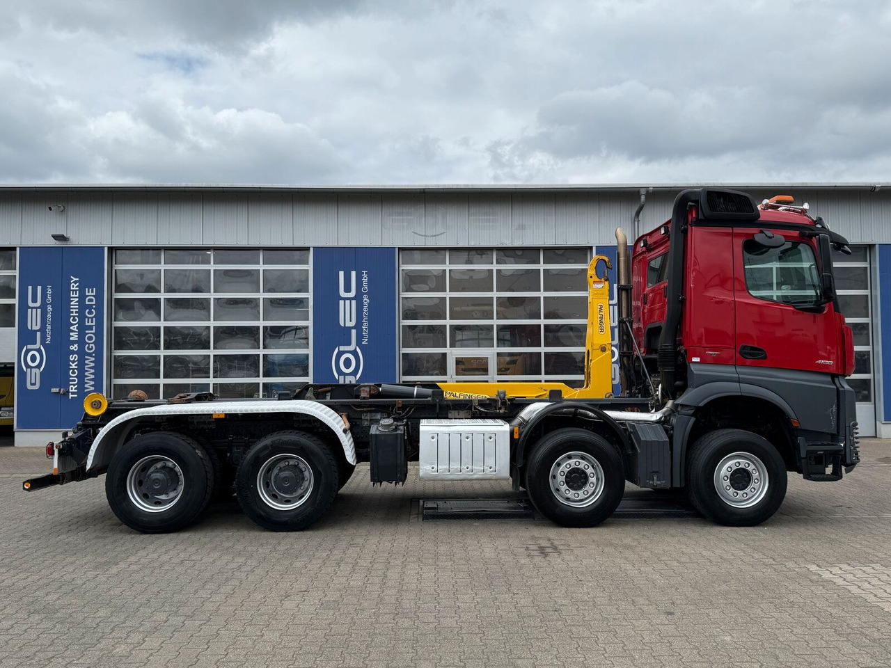 Mercedes-Benz Arocs 4158 8x4 Abrollkipper Palfinger Knickarm - Гаковий мультиліфт вантажівка: фото 2 Mercedes-Benz Arocs 4158 8x4 Abrollkipper Palfinger Knickarm - Гаковий мультиліфт вантажівка: фото 2