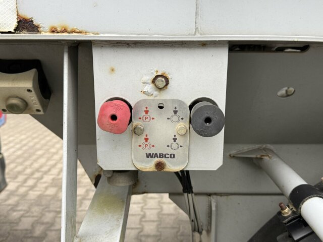 Müller-Mitteltal Liebherr Betonmischer Concrete Auflieger 10 m³ - Напівпричіп: фото 3 Müller-Mitteltal Liebherr Betonmischer Concrete Auflieger 10 m³ - Напівпричіп: фото 3