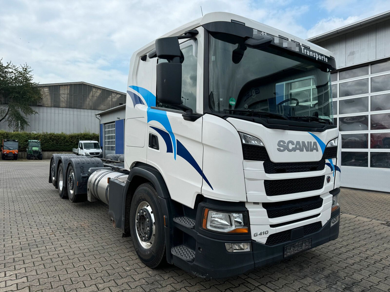 Scania G 410 B8x2*6 NB LNG Fahrgestell Nebenantrieb - Вантажівка цистерна, Вантажівка з маніпулятором: фото 1 Scania G 410 B8x2*6 NB LNG Fahrgestell Nebenantrieb - Вантажівка цистерна, Вантажівка з маніпулятором: фото 1