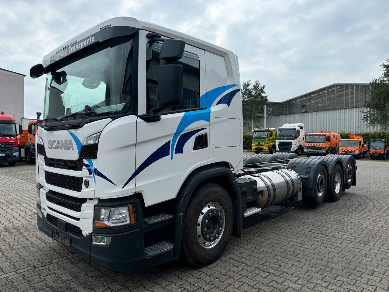 Scania G 410 B8x2*6 NB LNG Fahrgestell Nebenantrieb - Вантажівка цистерна, Вантажівка з маніпулятором: фото 2 Scania G 410 B8x2*6 NB LNG Fahrgestell Nebenantrieb - Вантажівка цистерна, Вантажівка з маніпулятором: фото 2