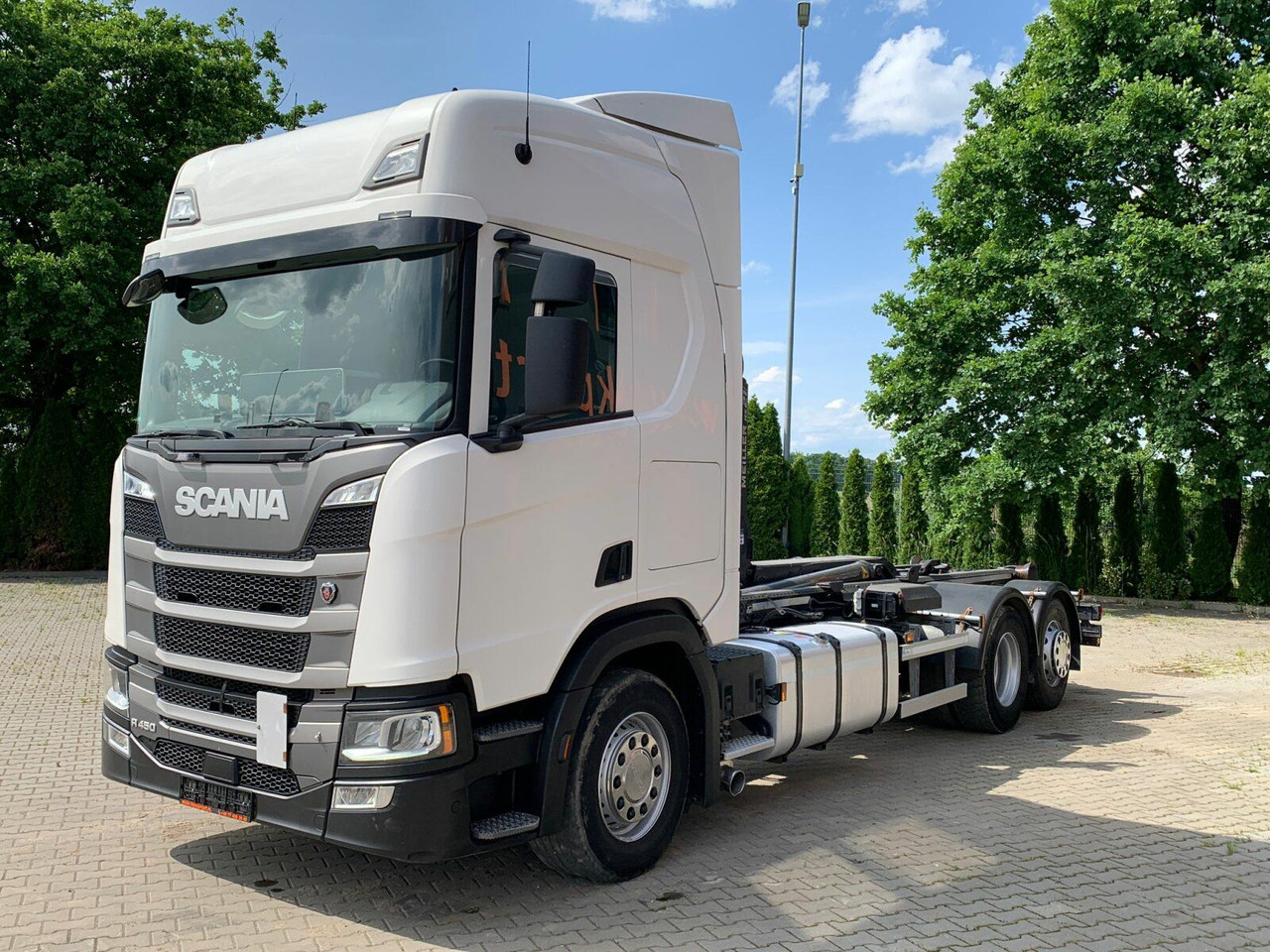 Scania R450 6x2 Abrollkipper MEILLER*Lenkachse Retarder - Гаковий мультиліфт вантажівка: фото 2 Scania R450 6x2 Abrollkipper MEILLER*Lenkachse Retarder - Гаковий мультиліфт вантажівка: фото 2
