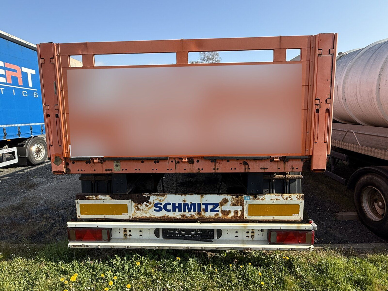 Schmitz Cargobull Gotha AFG 18 Baustoffanhänger 2 Achse - Бортовий причіп/ Платформа: фото 3 Schmitz Cargobull Gotha AFG 18 Baustoffanhänger 2 Achse - Бортовий причіп/ Платформа: фото 3