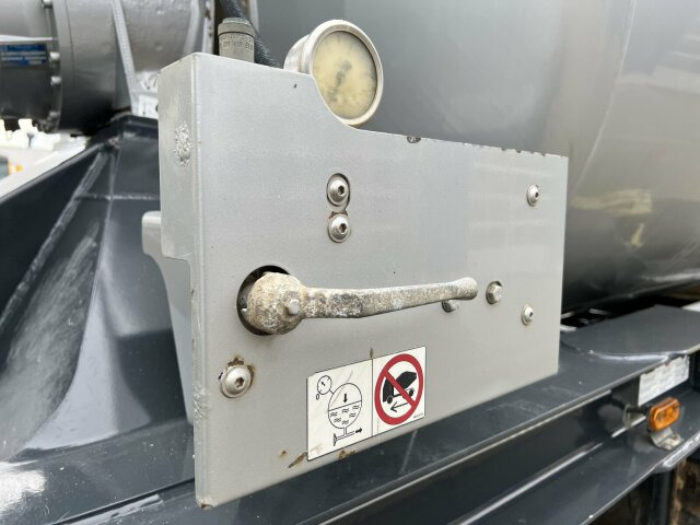 Schwing Stetter Betonmischer Auflieger 10 m³ - Напівпричіп бетонозмішувач: фото 4 Schwing Stetter Betonmischer Auflieger 10 m³ - Напівпричіп бетонозмішувач: фото 4