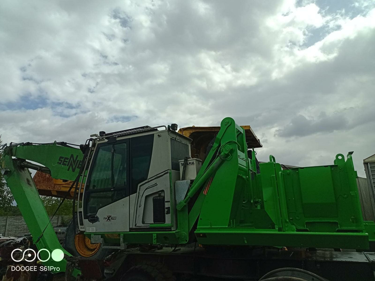 Sennebogen 818-E Umschlagbagger - 83 Ton - mit Greifer - Колісний екскаватор: фото 2 Sennebogen 818-E Umschlagbagger - 83 Ton - mit Greifer - Колісний екскаватор: фото 2
