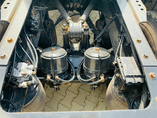 MAN TGS 18.510 4x4 SZM - Kipphyd. Blatt Luft Pritard - Тягач: фото 2 MAN TGS 18.510 4x4 SZM - Kipphyd. Blatt Luft Pritard - Тягач: фото 2