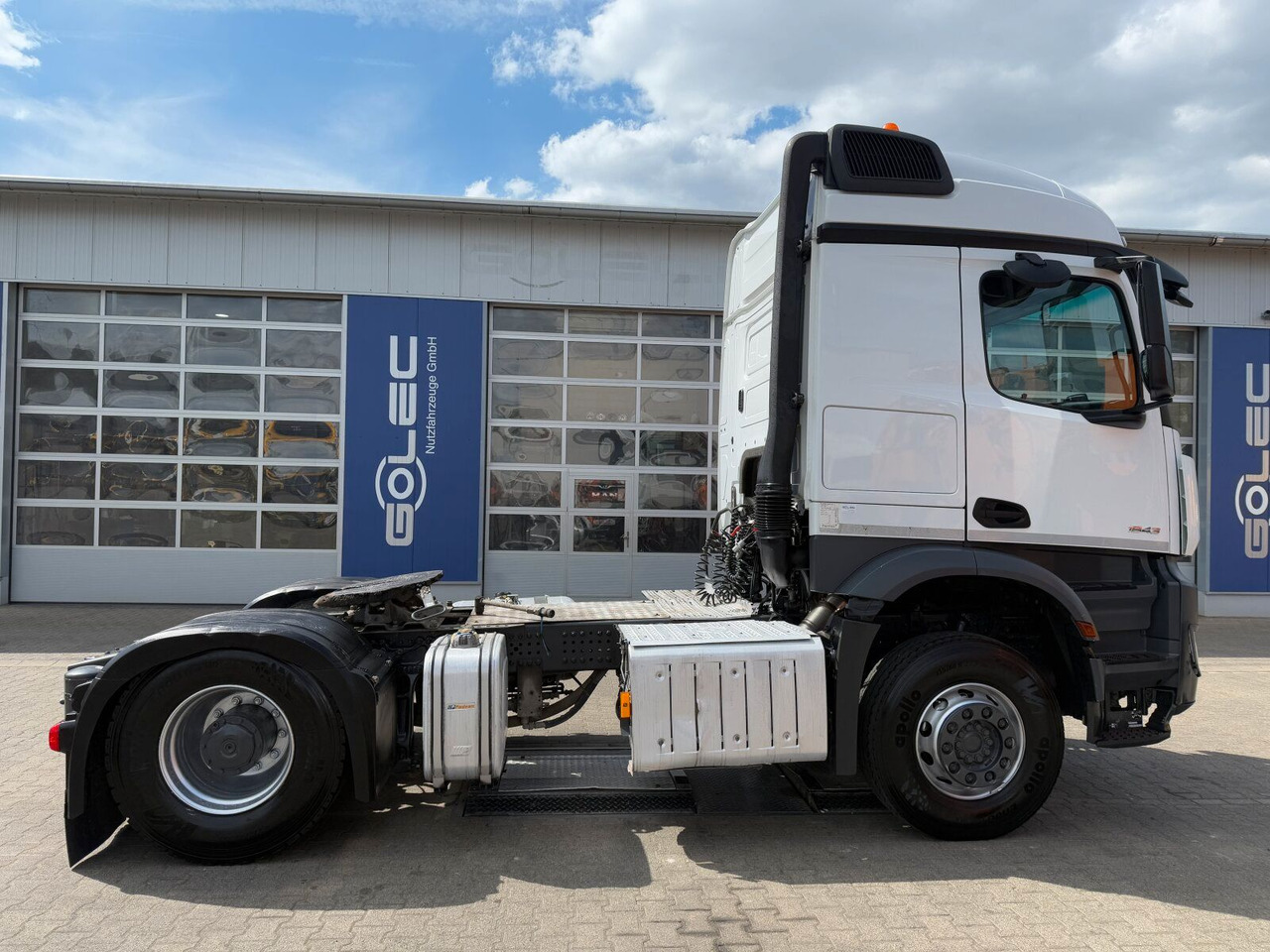 Mercedes-Benz Actros 1843 SZM 4x2 Kipphydraulik - Тягач: фото 2 Mercedes-Benz Actros 1843 SZM 4x2 Kipphydraulik - Тягач: фото 2