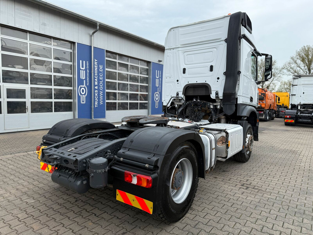 Mercedes-Benz Actros 1843 Sattelzugmaschine 4x2 Kipph. - Тягач: фото 3 Mercedes-Benz Actros 1843 Sattelzugmaschine 4x2 Kipph. - Тягач: фото 3