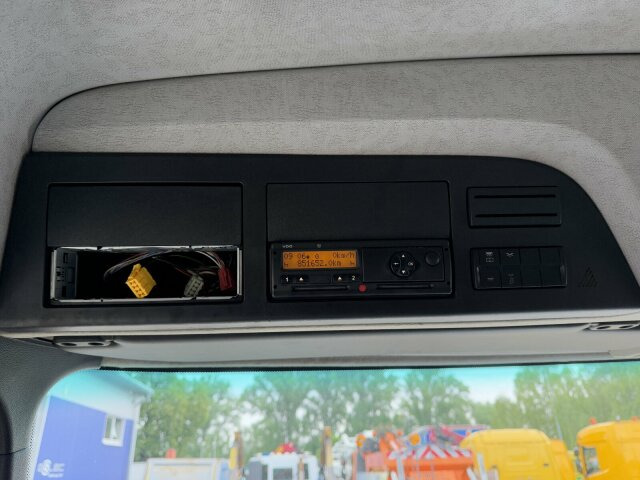 Mercedes-Benz Antos 2136 4x2 SZM Superlight - Тягач: фото 4 Mercedes-Benz Antos 2136 4x2 SZM Superlight - Тягач: фото 4
