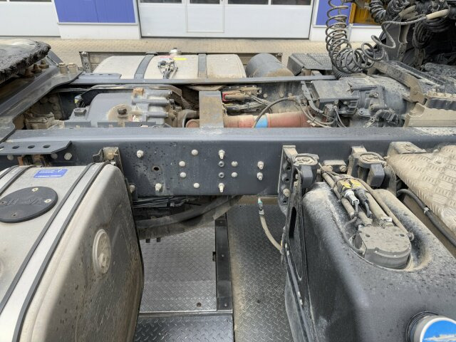 Тягач Scania G450 XT 4x4 Euro 6 SZM Kipphydraulik Blatt/ Luft: фото 7