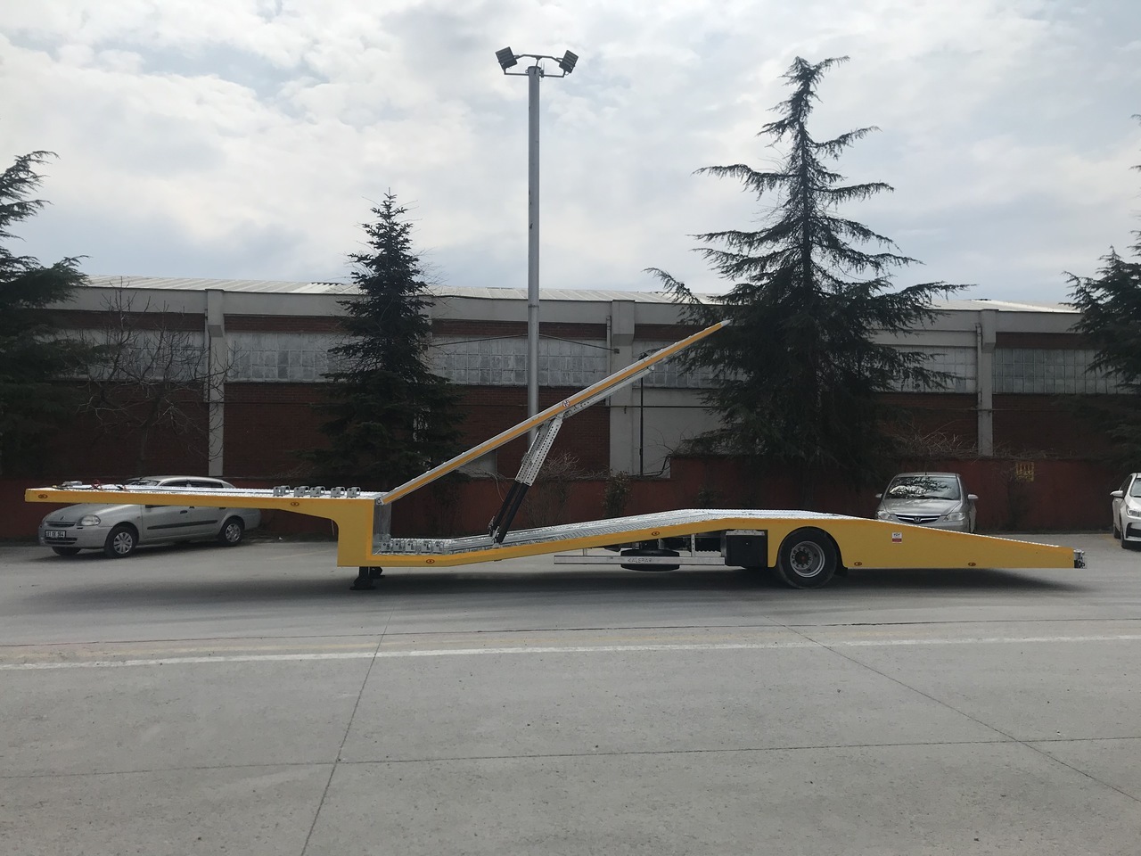 KALEPAR KLP 119V4 Autotransporter - Автовоз напівпричіп: фото 1 KALEPAR KLP 119V4 Autotransporter - Автовоз напівпричіп: фото 1