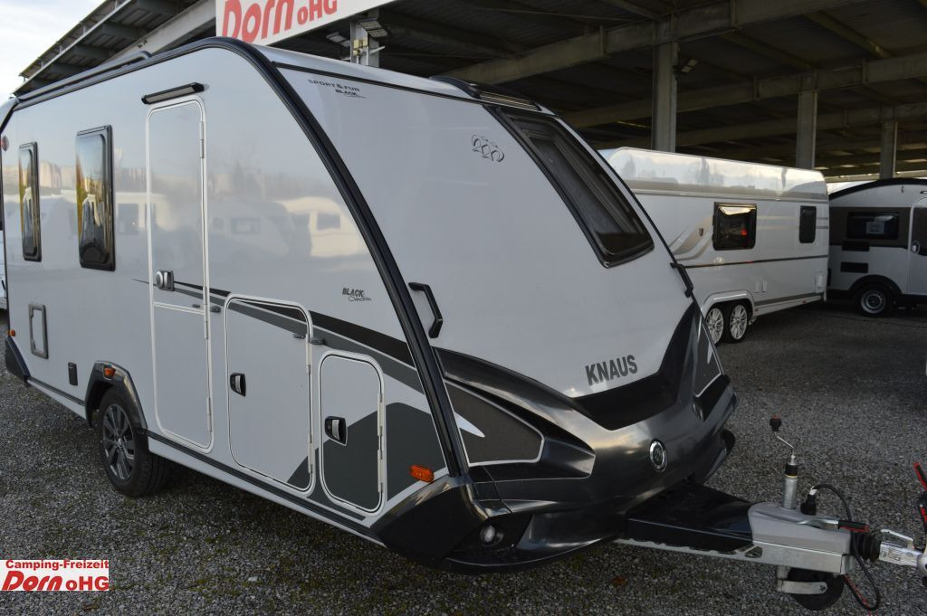Knaus Sport&Fun 480 QL Black Selection Dachklima - Причіп дача: фото 3 Knaus Sport&Fun 480 QL Black Selection Dachklima - Причіп дача: фото 3