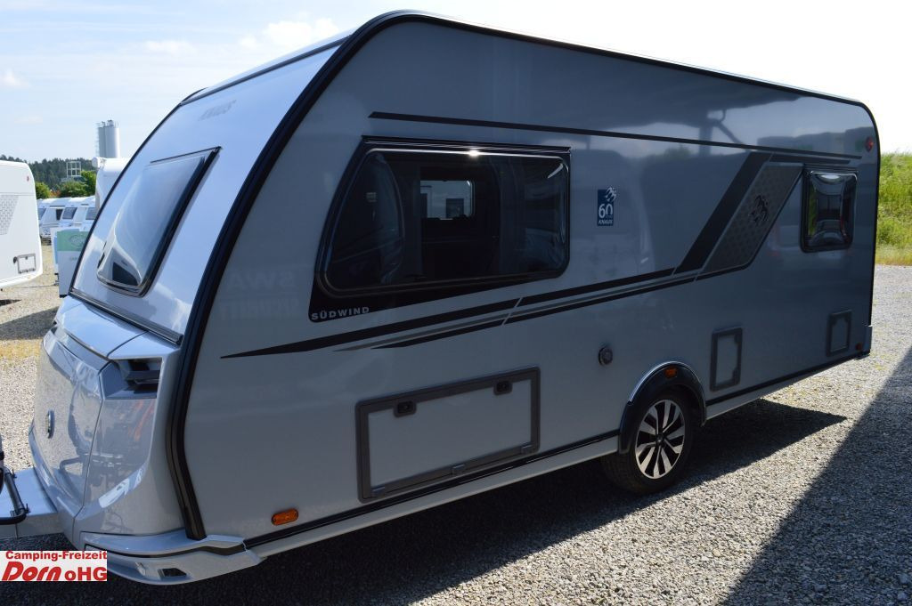 Knaus Südwind 500 EU 60 Years Dachklima - Причіп дача: фото 5 Knaus Südwind 500 EU 60 Years Dachklima - Причіп дача: фото 5