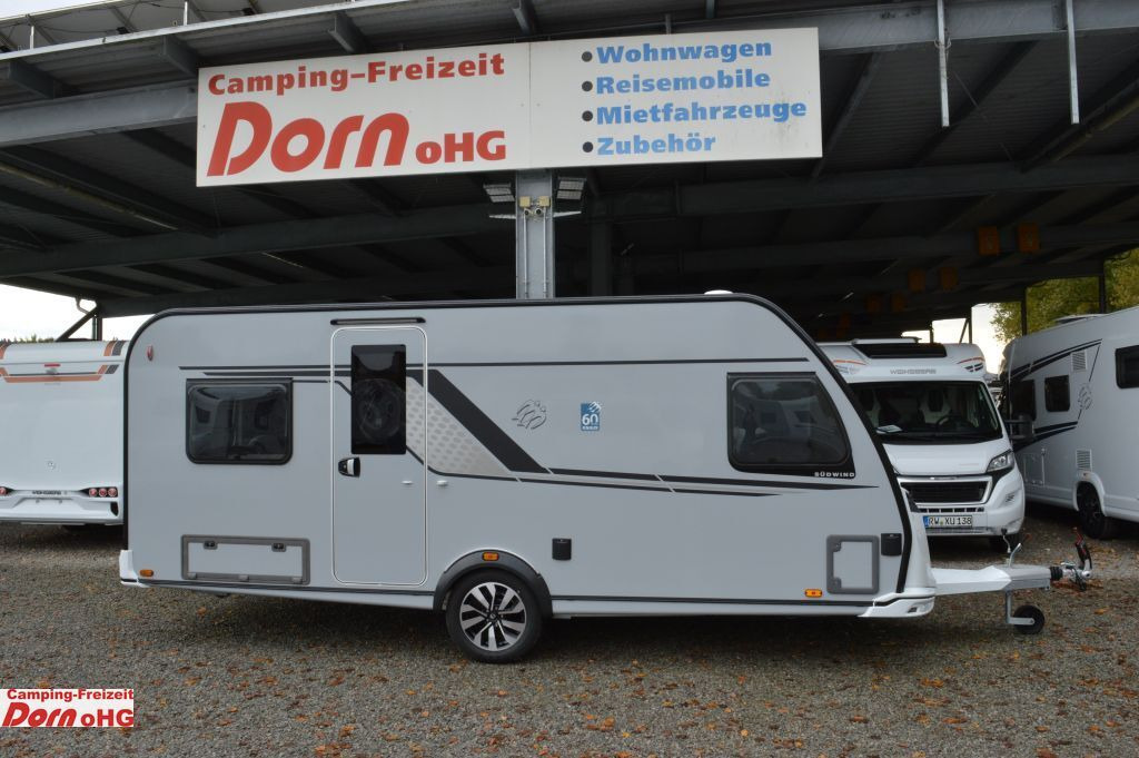 Knaus Südwind 500 FU 60 Years Gas Paket Knaus Südwind 500 FU 60 Years Gas Paket - Причіп дача: фото 1 Knaus Südwind 500 FU 60 Years Gas Paket Knaus Südwind 500 FU 60 Years Gas Paket - Причіп дача: фото 1