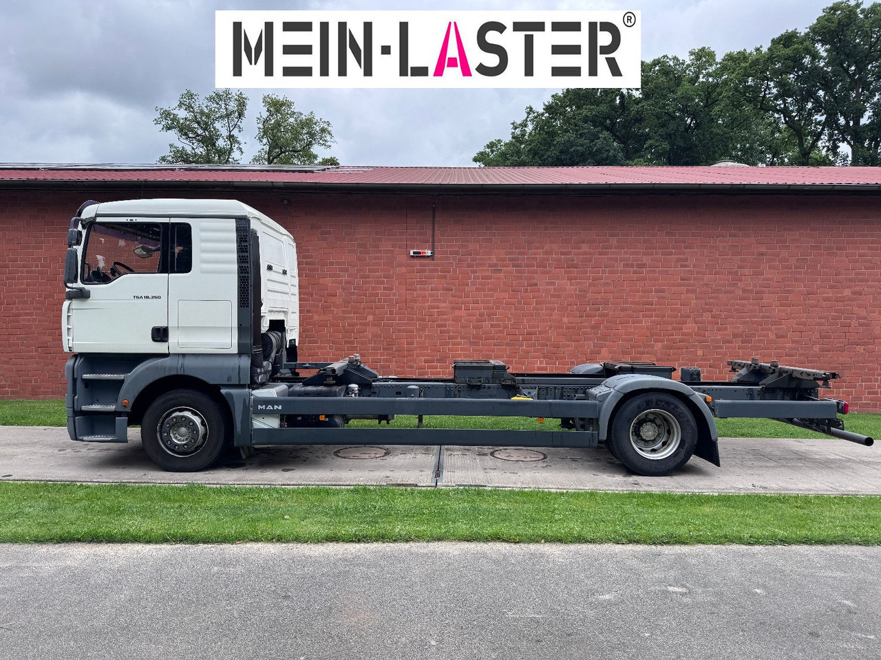 MAN TGA 18.350 BDF 5 Sitzer Klima 209.380 km - Контейнеровоз/ Змінний кузов вантажівка: фото 4 MAN TGA 18.350 BDF 5 Sitzer Klima 209.380 km - Контейнеровоз/ Змінний кузов вантажівка: фото 4