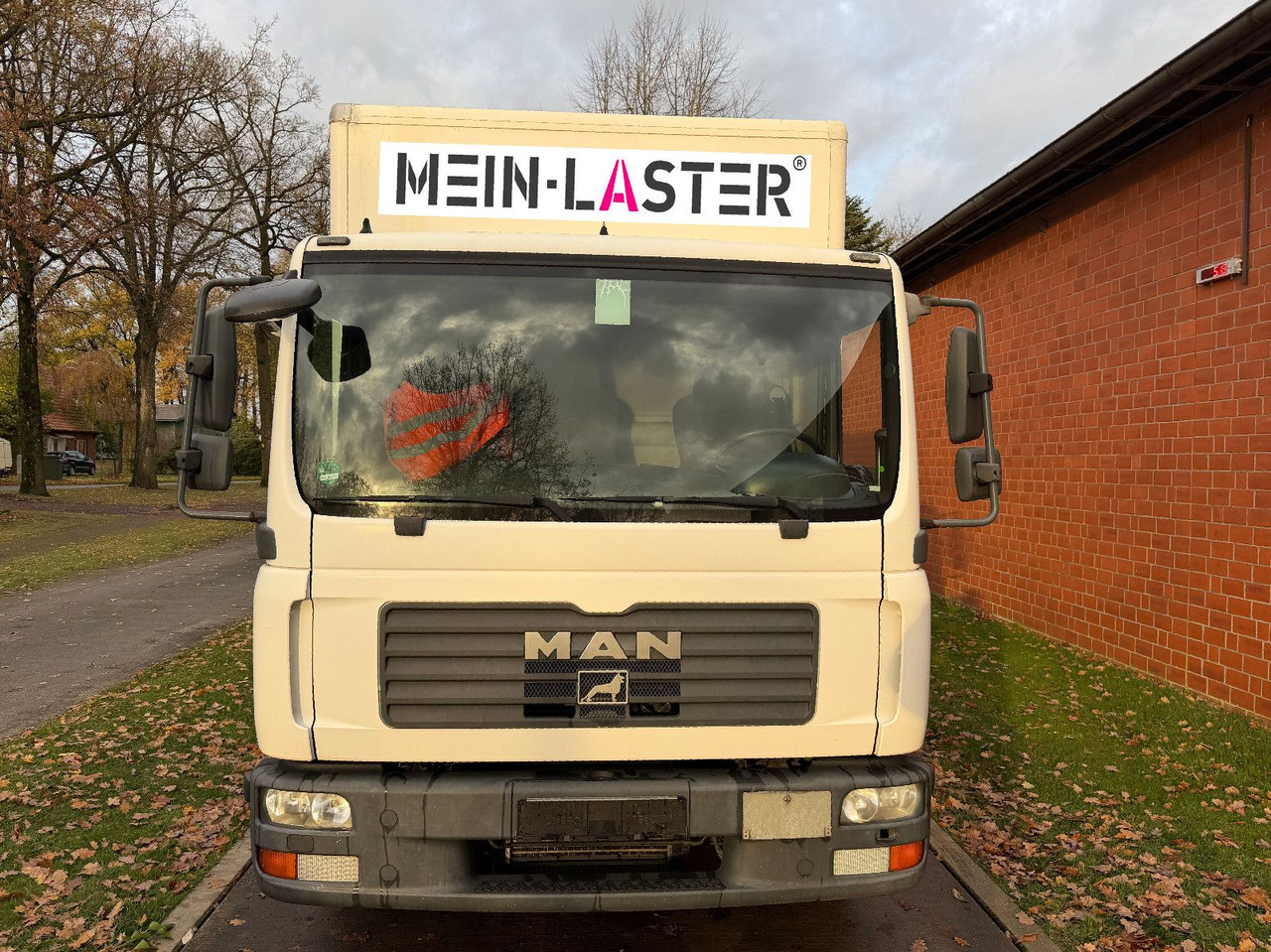 MAN TGL 8.180 Ladebordwand 3 Sitzer - Фургон з закритим кузовом: фото 4 MAN TGL 8.180 Ladebordwand 3 Sitzer - Фургон з закритим кузовом: фото 4