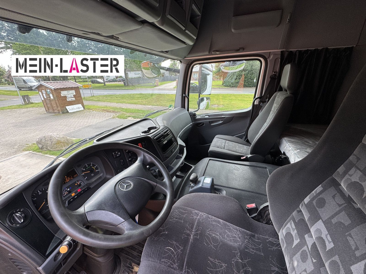 Mercedes-Benz Axor 1829 nur 170.070 km Bett Klima - Тягач: фото 5 Mercedes-Benz Axor 1829 nur 170.070 km Bett Klima - Тягач: фото 5