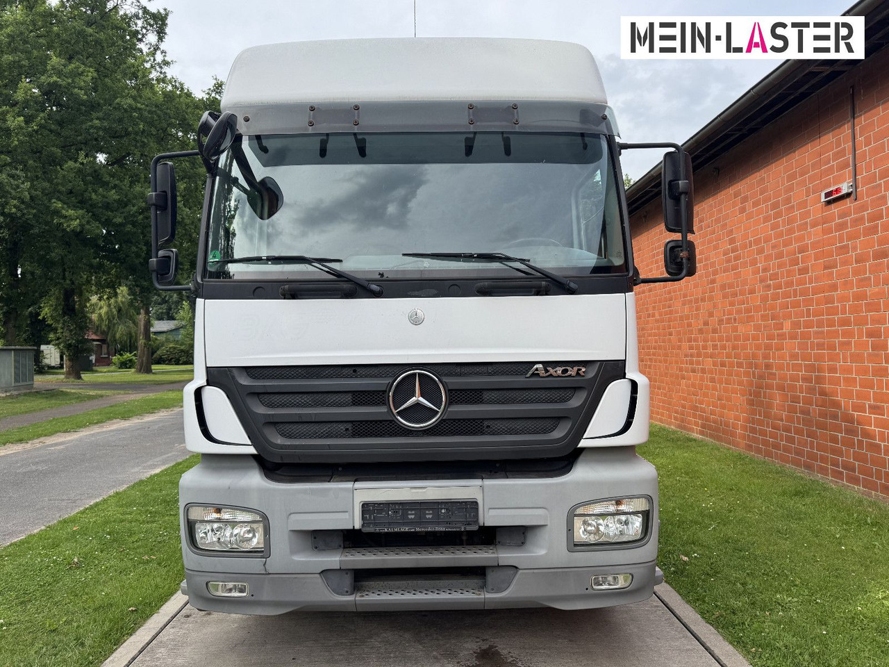 Mercedes-Benz Axor 1829 nur 170.070 km Bett Klima - Тягач: фото 2 Mercedes-Benz Axor 1829 nur 170.070 km Bett Klima - Тягач: фото 2