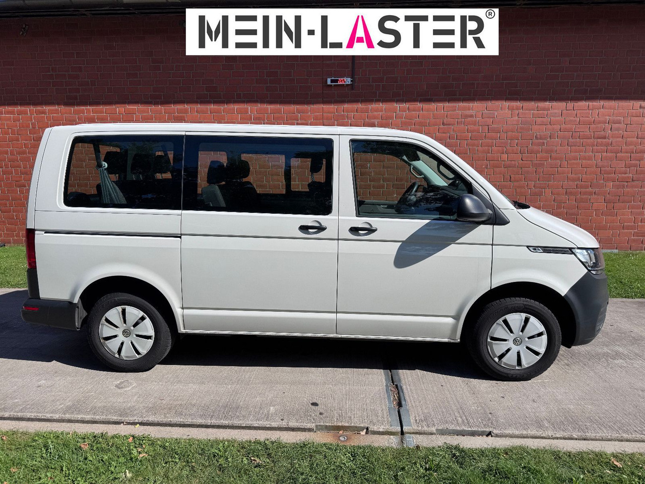 Volkswagen T6 2.0 tdi Standheizung Navigation AHK TÜV 5-27 - Пасажирський фургон: фото 3 Volkswagen T6 2.0 tdi Standheizung Navigation AHK TÜV 5-27 - Пасажирський фургон: фото 3
