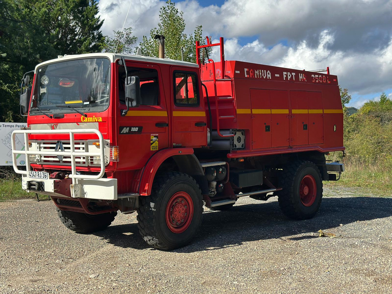 RENAULT M180 - Пожежна машина: фото 3 RENAULT M180 - Пожежна машина: фото 3