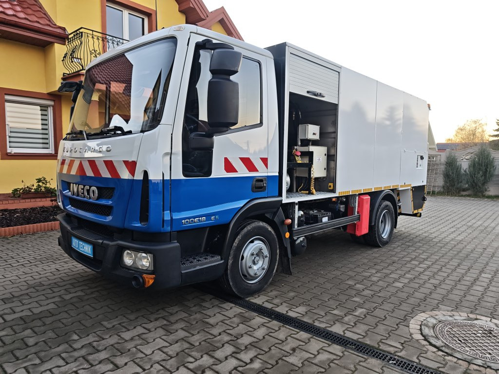 IVECO Eurocargo + IRIDE BIN WASHER CLEANER RHodέla Containerreiniger - Сміттєвози: фото 2 IVECO Eurocargo + IRIDE BIN WASHER CLEANER RHodέla Containerreiniger - Сміттєвози: фото 2