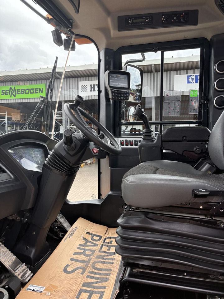Hyundai HL975 - Колісний навантажувач: фото 5 Hyundai HL975 - Колісний навантажувач: фото 5