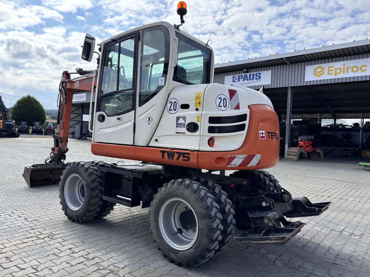 Terex TW 75 - Колісний екскаватор: фото 4 Terex TW 75 - Колісний екскаватор: фото 4
