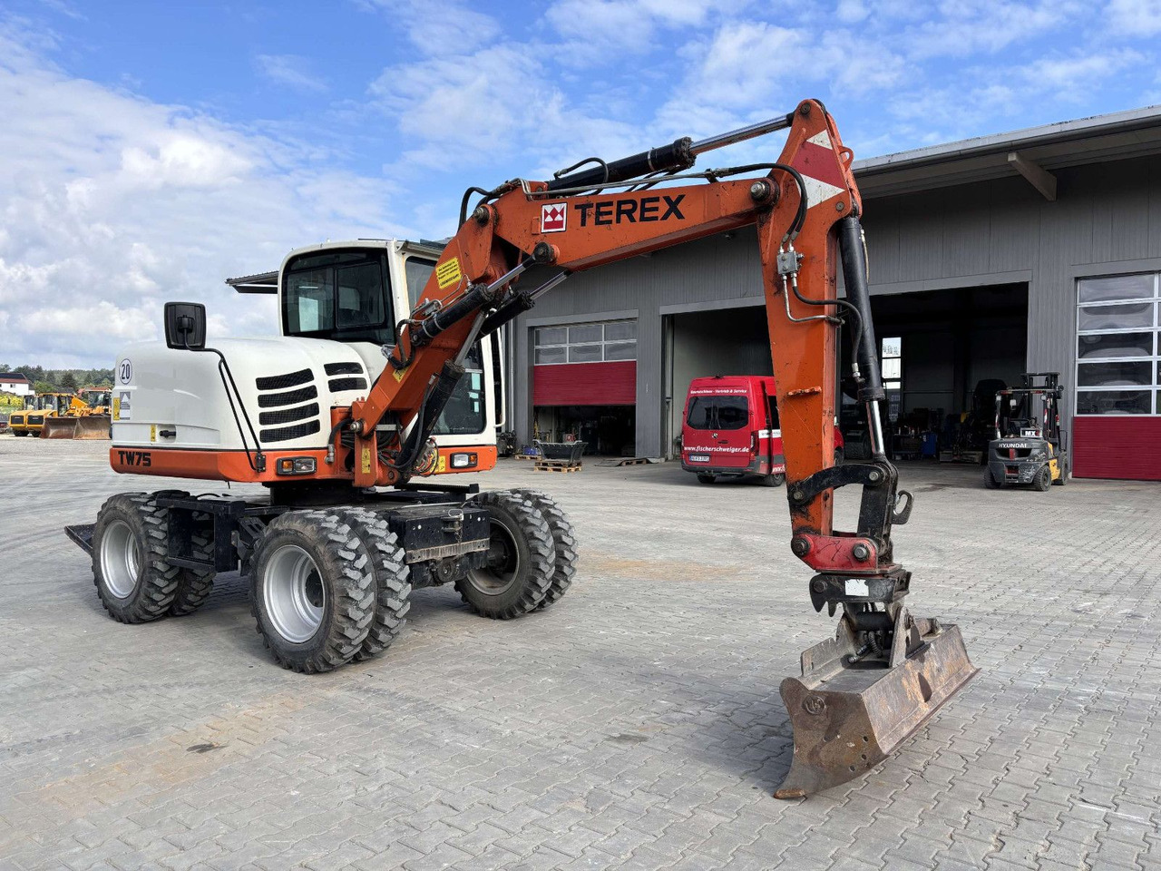 Terex TW 75 - Колісний екскаватор: фото 2 Terex TW 75 - Колісний екскаватор: фото 2