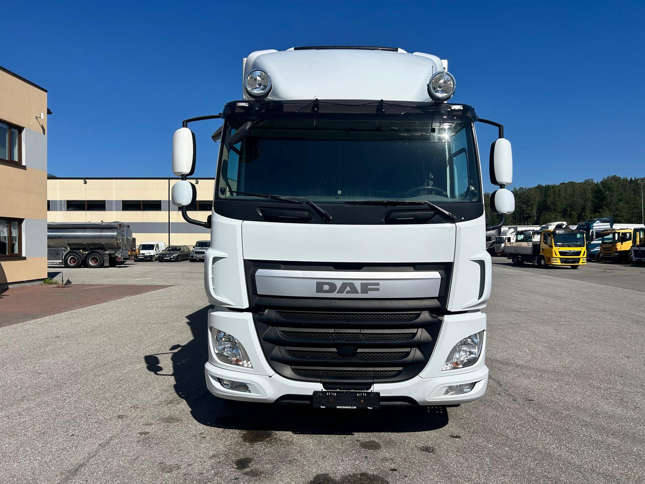 DAF CF330 - Рефрижератор вантажівка: фото 2 DAF CF330 - Рефрижератор вантажівка: фото 2