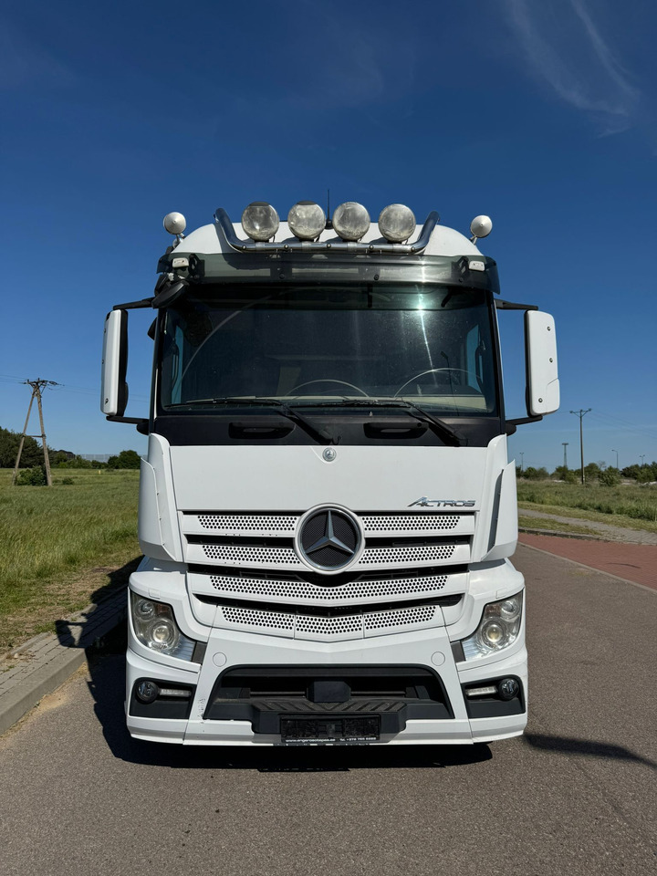 MERCEDES-BENZ ACTROS 2542 - Вантажівка з закритим кузовом: фото 4 MERCEDES-BENZ ACTROS 2542 - Вантажівка з закритим кузовом: фото 4