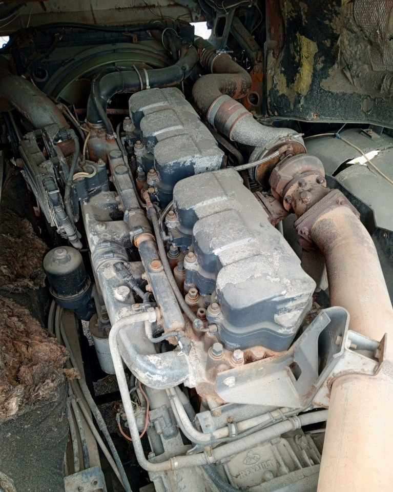 Тягач RENAULT Magnum 440: фото 8