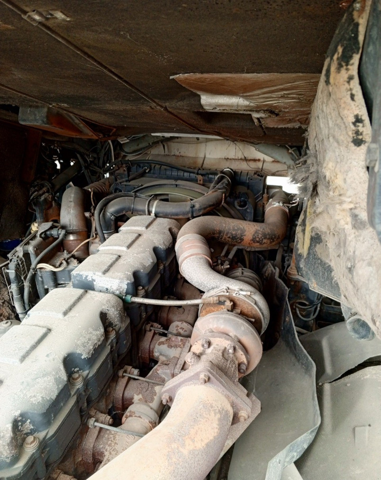 Тягач RENAULT Magnum 440: фото 11