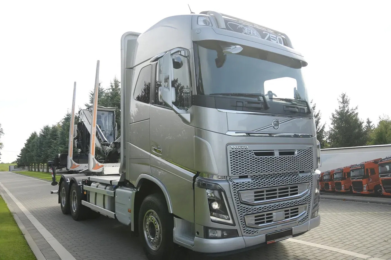 VOLVO FH750 - Лісовоз: фото 1 VOLVO FH750 - Лісовоз: фото 1