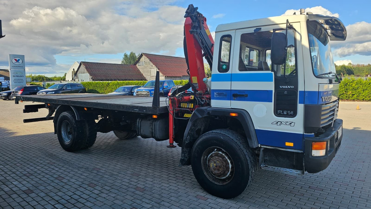 VOLVO FL614 - Бортова вантажівка/ Платформа, Вантажівка з маніпулятором: фото 3 VOLVO FL614 - Бортова вантажівка/ Платформа, Вантажівка з маніпулятором: фото 3