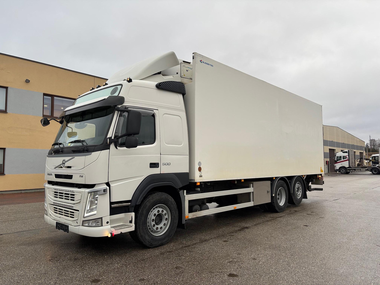 VOLVO FM500 - Рефрижератор вантажівка: фото 2 VOLVO FM500 - Рефрижератор вантажівка: фото 2