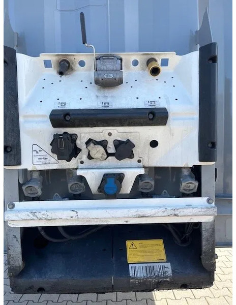 Krone 2023 Krone XL mega hupac flat with damage - Закритий кузов напівпричіп: фото 3 Krone 2023 Krone XL mega hupac flat with damage - Закритий кузов напівпричіп: фото 3