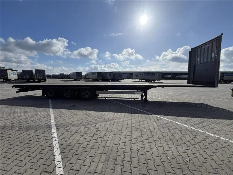 Krone 2X 2021 & 1X 2022 mega P400 hupac flat - Закритий кузов напівпричіп: фото 4 Krone 2X 2021 & 1X 2022 mega P400 hupac flat - Закритий кузов напівпричіп: фото 4