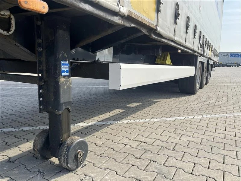 Krone 75x 2015 XL MEGA P400 HUCKEPACK - Закритий кузов напівпричіп: фото 5 Krone 75x 2015 XL MEGA P400 HUCKEPACK - Закритий кузов напівпричіп: фото 5