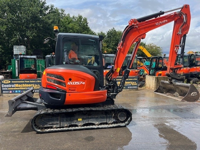 Kubota KX 057-4 - Міні-екскаватор: фото 1 Kubota KX 057-4 - Міні-екскаватор: фото 1